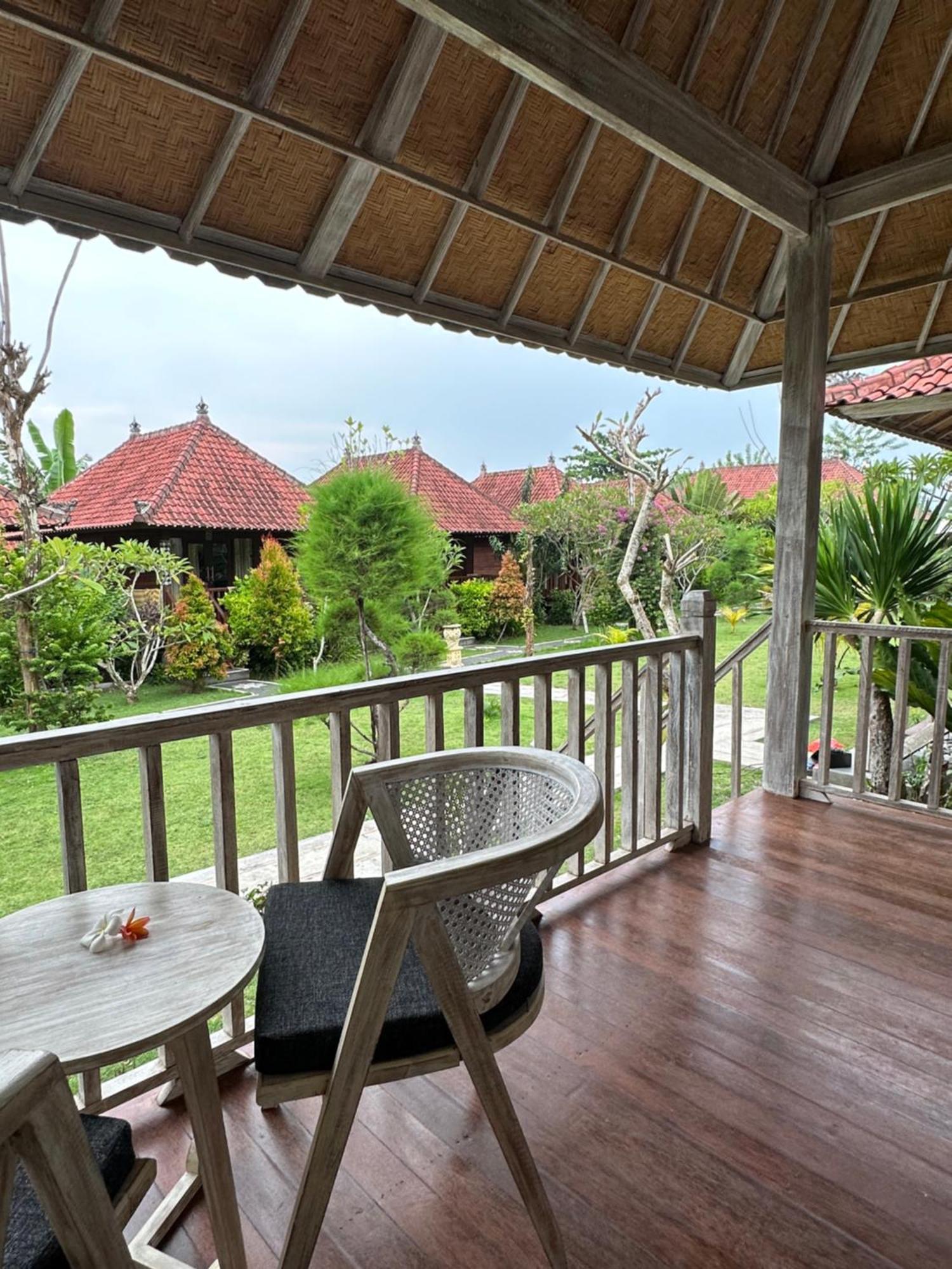 The Niti Hut'S Lembongan Hotel Exterior photo
