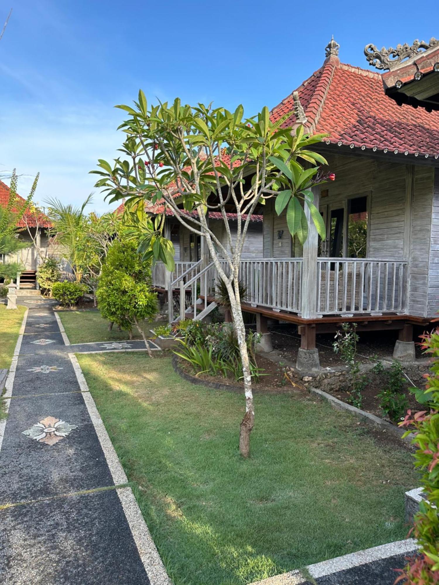 The Niti Hut'S Lembongan Hotel Exterior photo