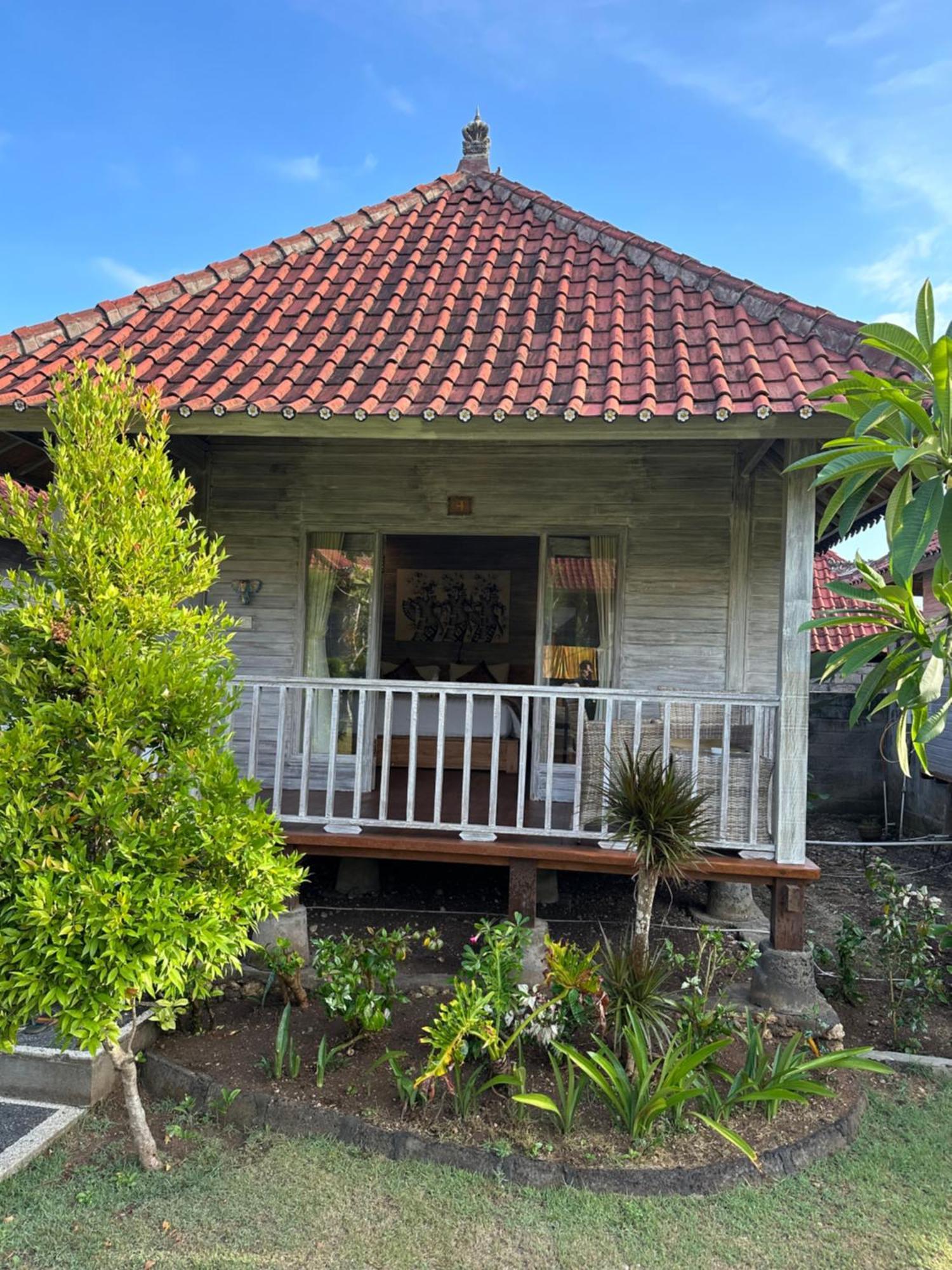 The Niti Hut'S Lembongan Hotel Exterior photo