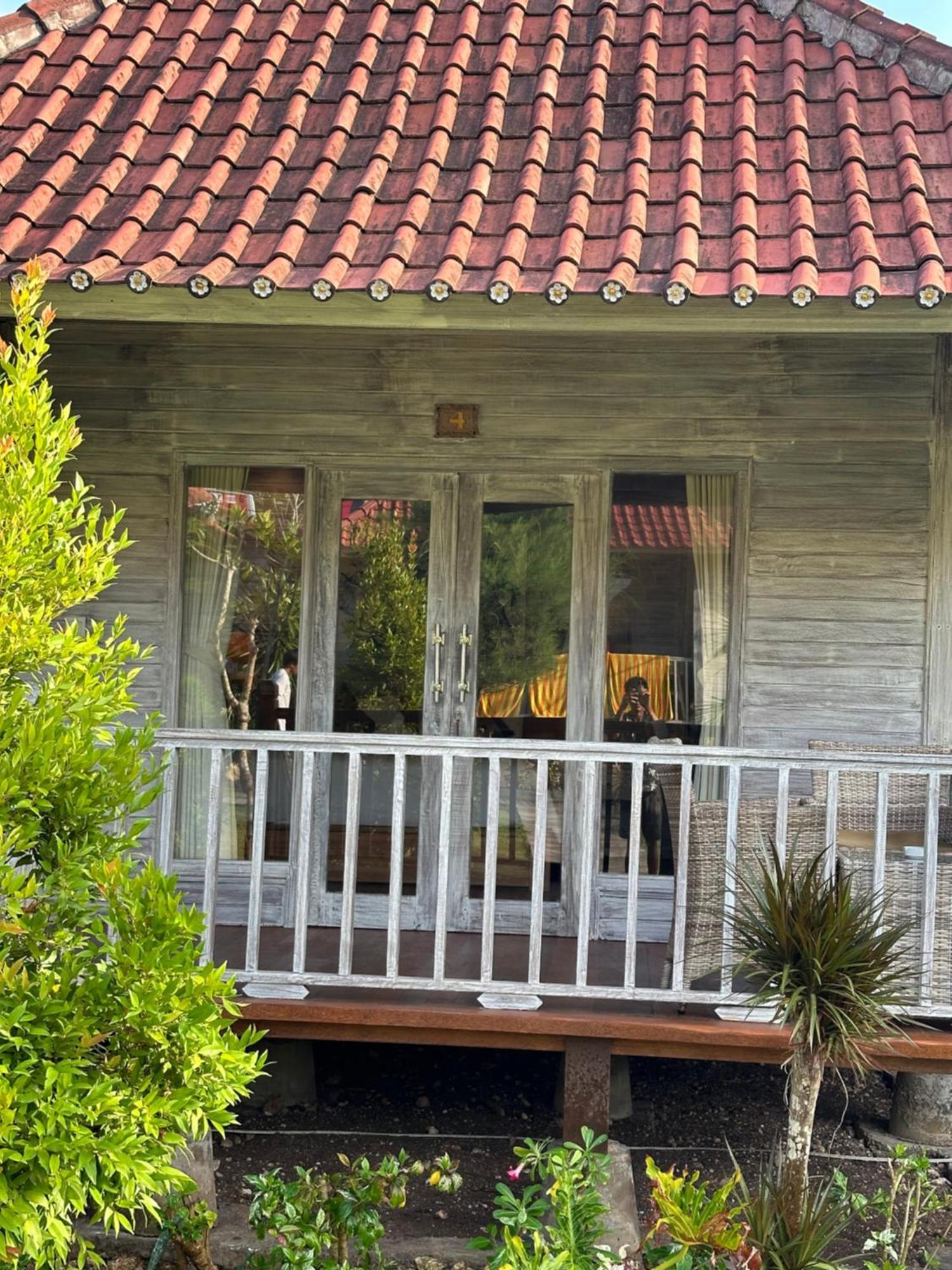 The Niti Hut'S Lembongan Hotel Exterior photo