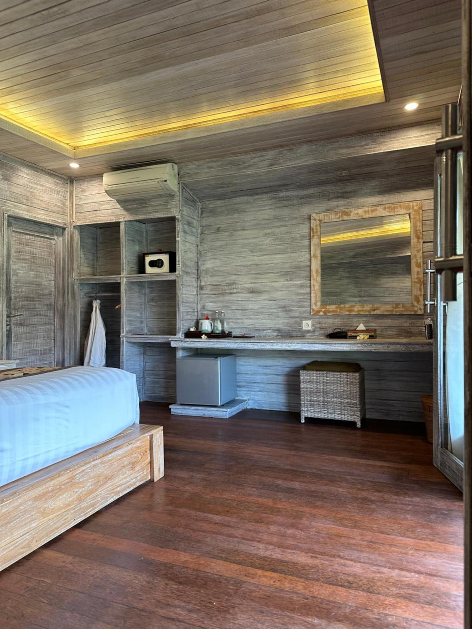 The Niti Hut'S Lembongan Hotel Exterior photo